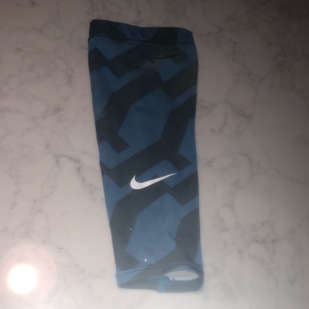 Blue Basketball Shooting Sleeve